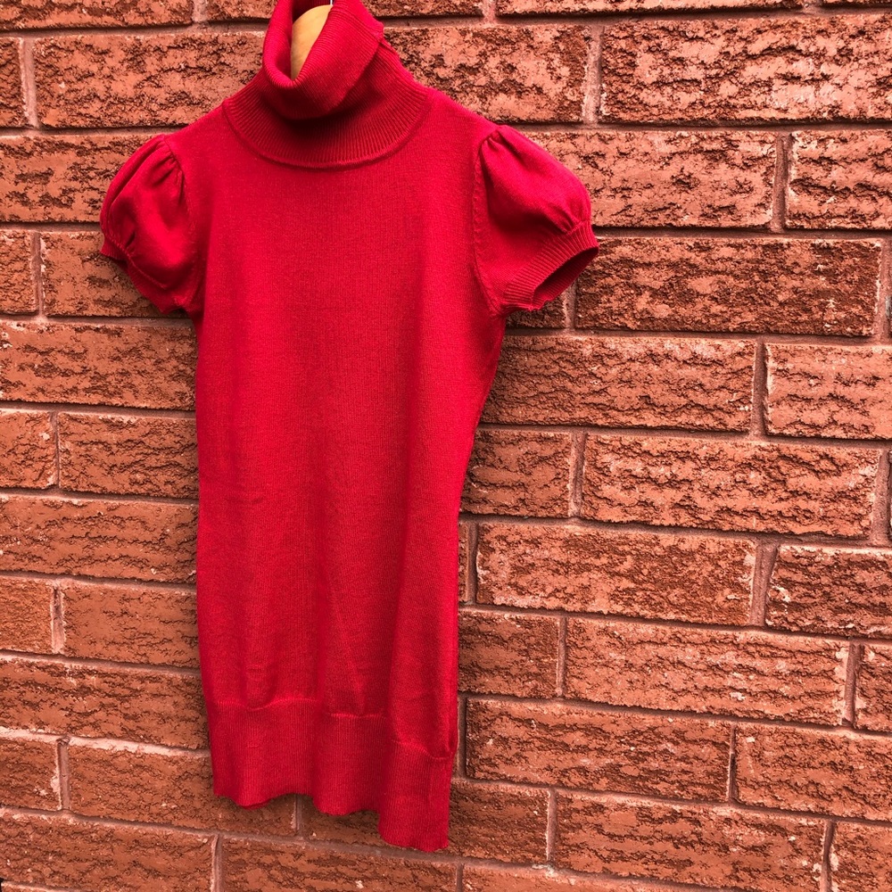 Smart Set shortsleeved turtleneck